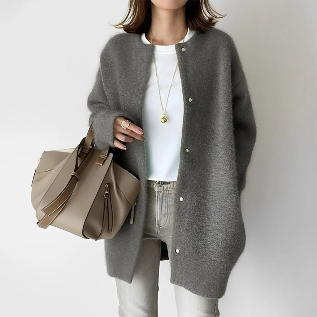 Soft Knit Button Cardigan – 2025 Autumn Luxe